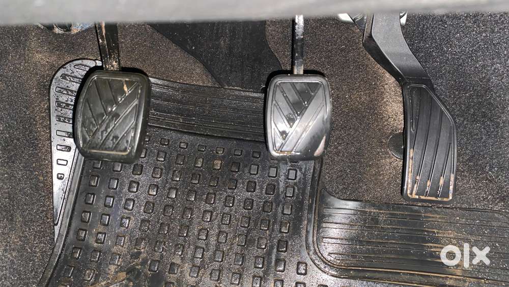 Maruti Suzuki Swift Vxi, 2015, Petrol