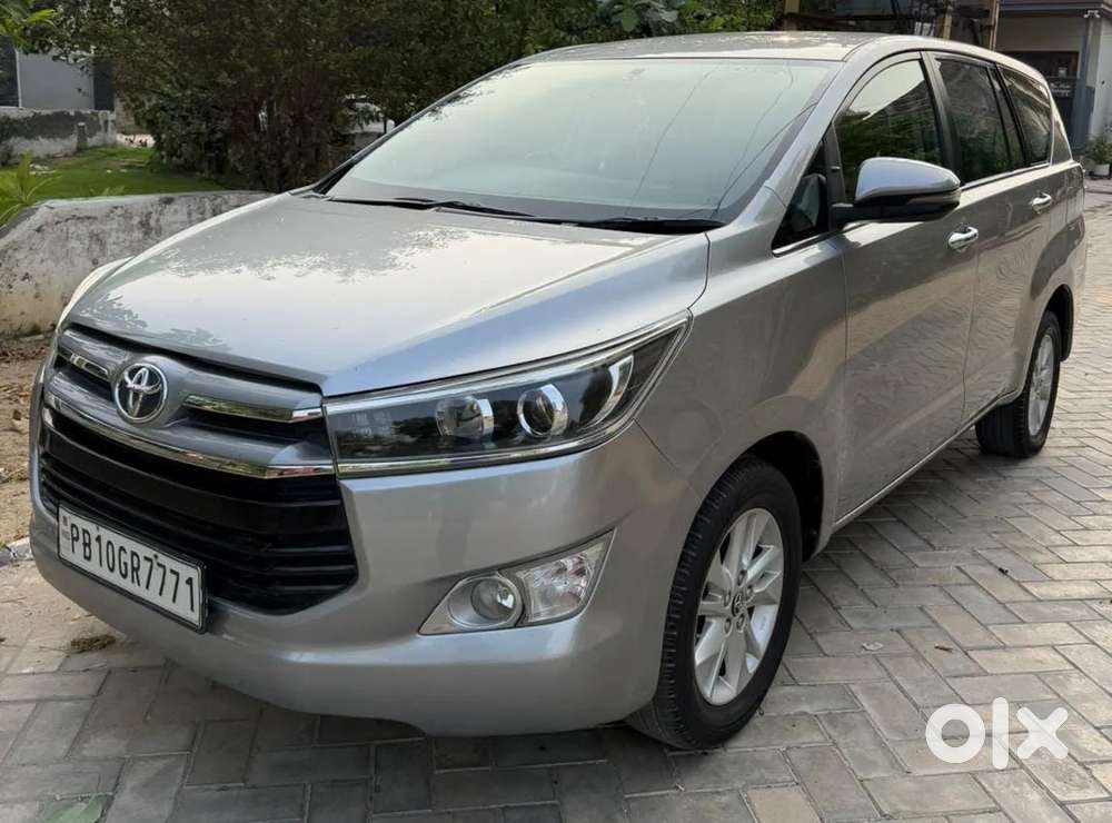 Toyota Innova Crysta 2.4 V 7 Str, 2017, Diesel