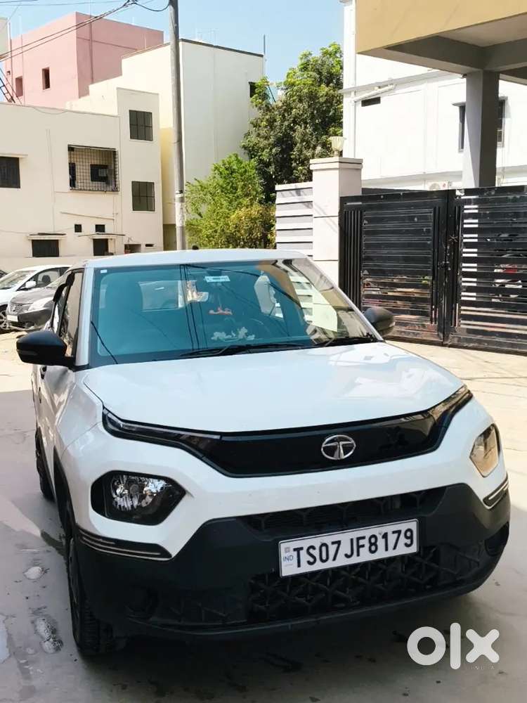 Tata Punch 2022 Petrol 12700 Km Driven