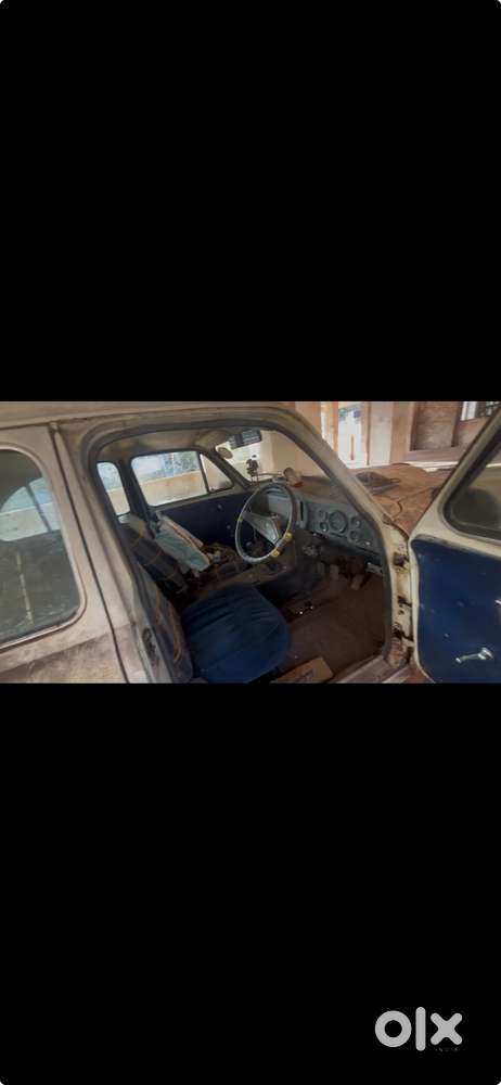 Ambassador Ambassador 1986 Petrol 100000 Km Driven