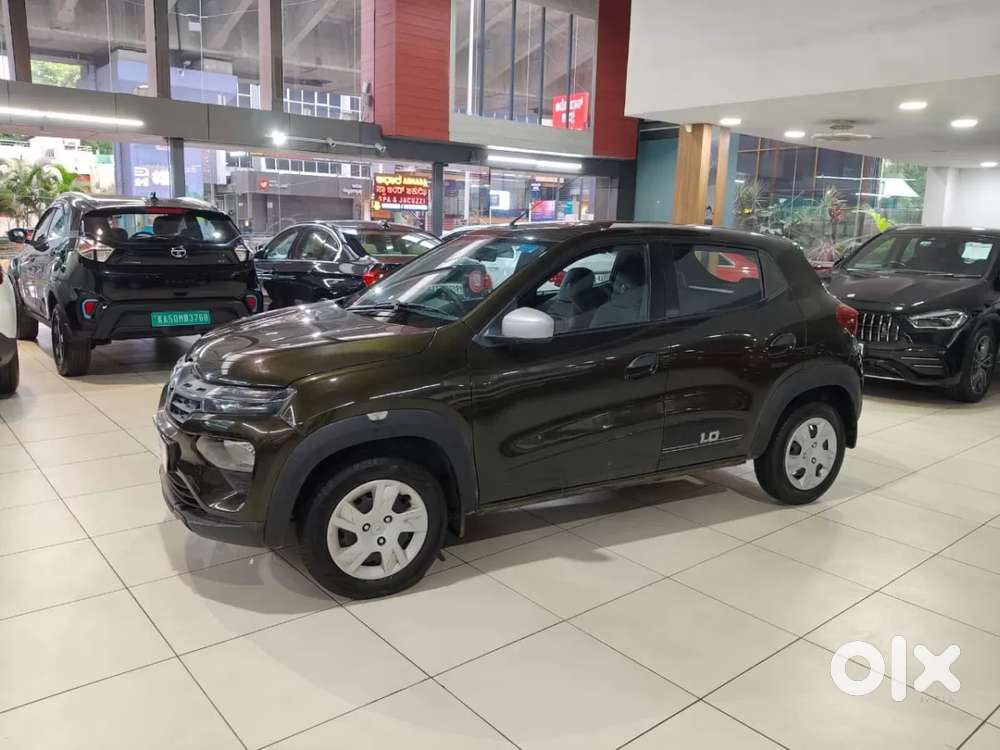 Renault Kwid 1.0 Rxt Amt, 2022, Petrol