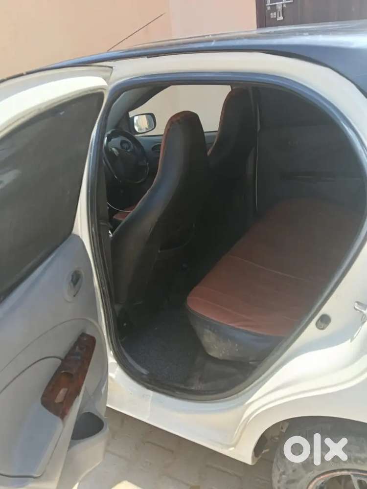 Toyota Etios Liva 2012 Petrol Manual