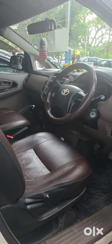 Toyota Innova 2.5 G 2016