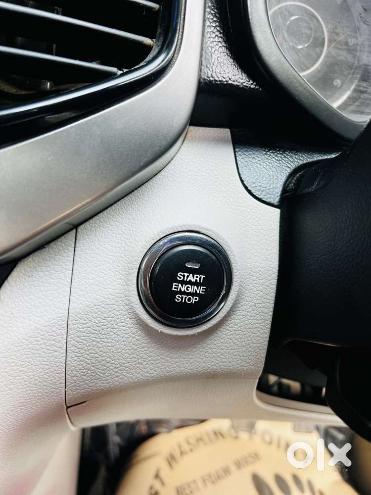 Mahindra Xuv300 W8 Option Diesel, 2019, Diesel