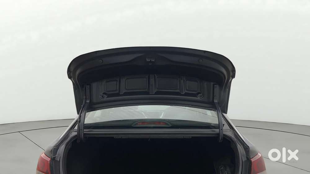 Hyundai Verna 1.6 Vtvt Sx, 2018, Petrol