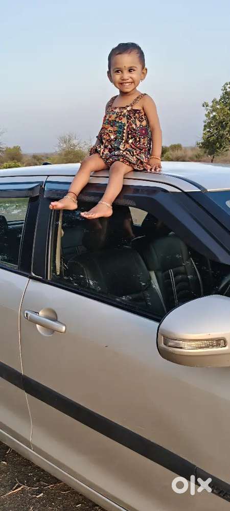 Maruti Suzuki Swift Zxi 2013