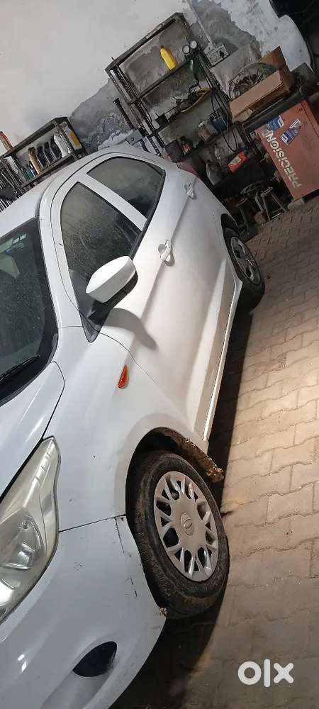 Ford Figo 2016 Petrol 80000 Km Driven