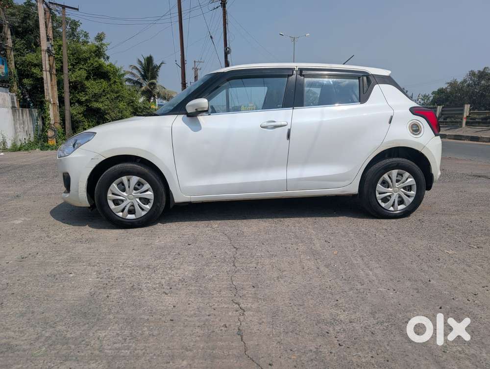 Maruti Suzuki Swift Vxi, 2020, Petrol