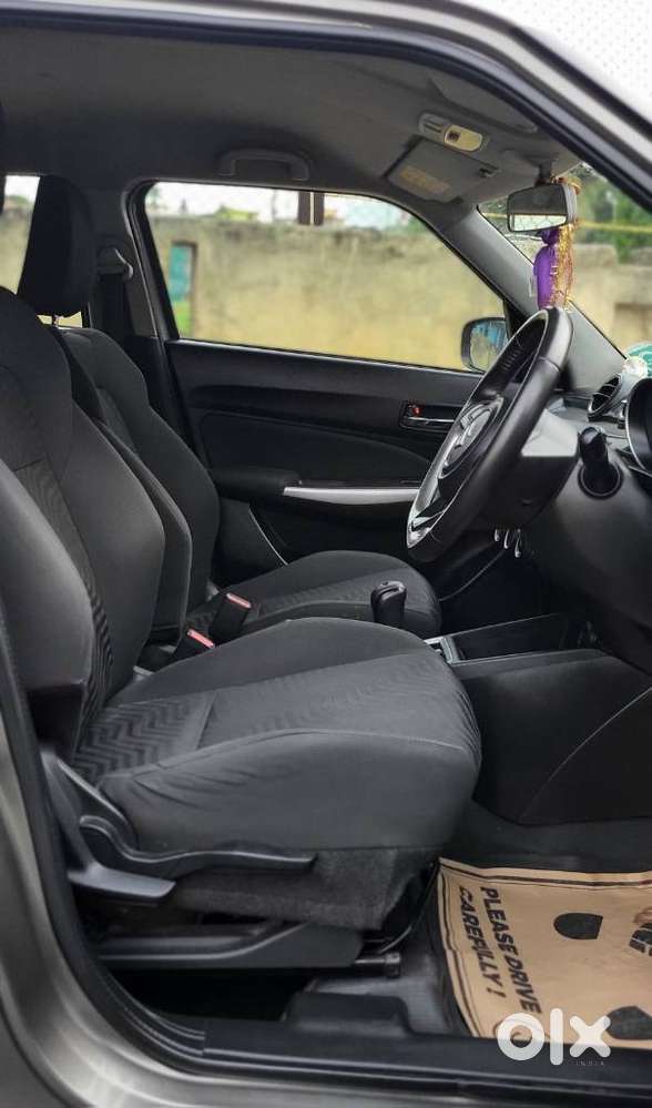 Maruti Suzuki Swift Amt Zxi, 2020, Petrol