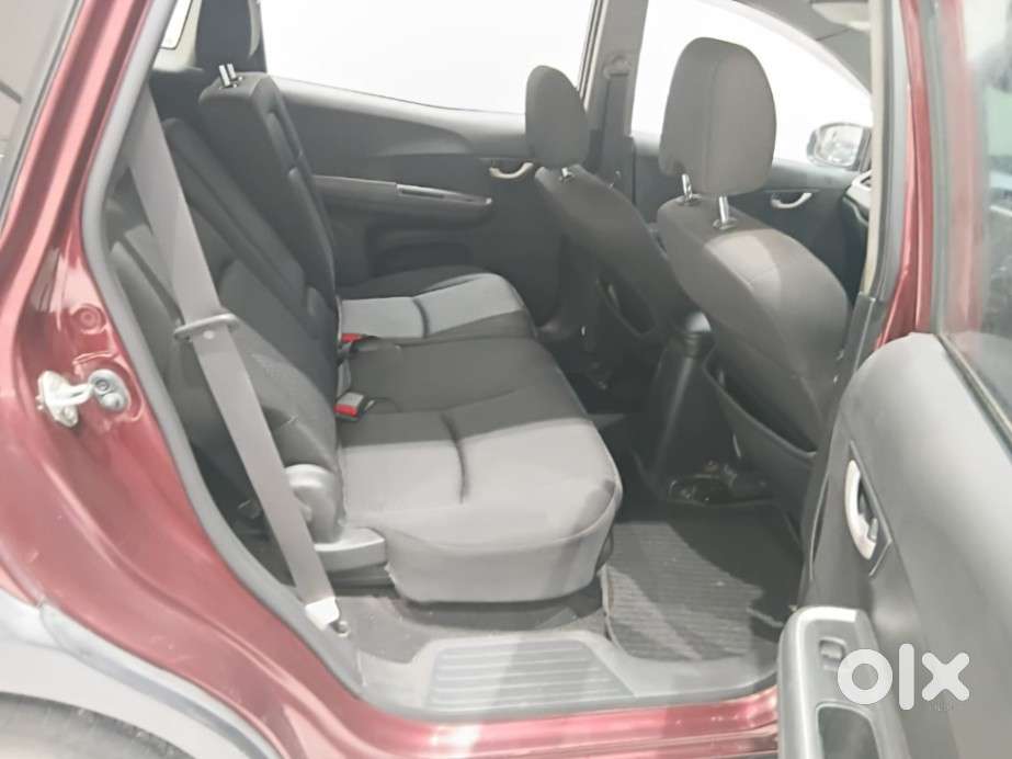 Honda Br-v I-vtec V Mt, 2016, Petrol