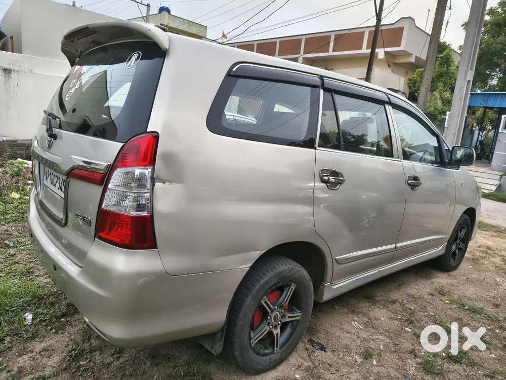 Toyota Innova 2.5 Diesel 2014