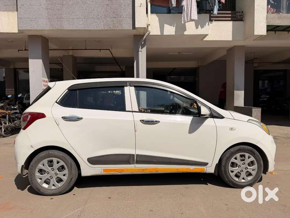 Petrol + Cng One Handedly Use. Prime Car