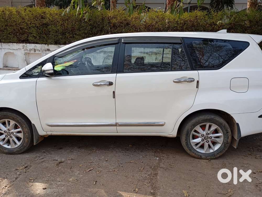 Toyota Innova Crysta Diesel 2017