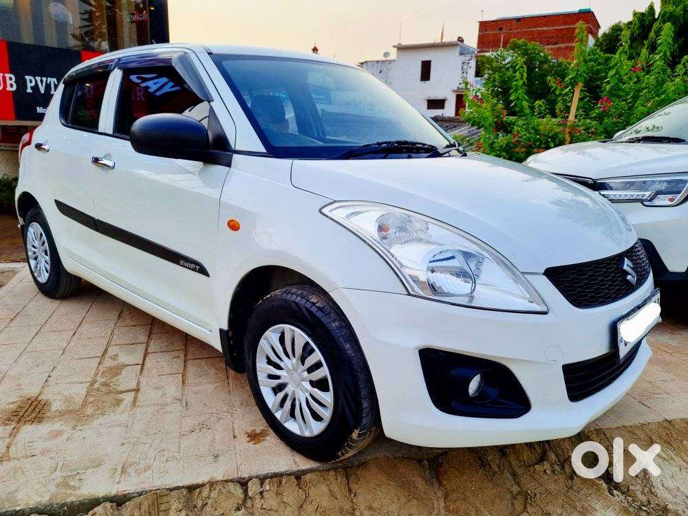 Maruti Suzuki Swift Lxi, 2015, Petrol