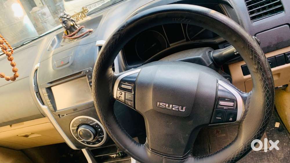 Isuzu Dmax Vcross High 4*4