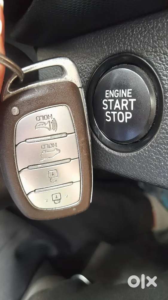Hyundai Venue 2019 Petrol Well Maintained
