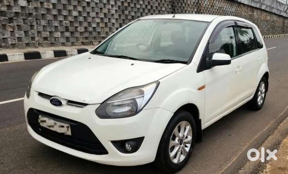 Ford Figo Petrol Zxi 2012
