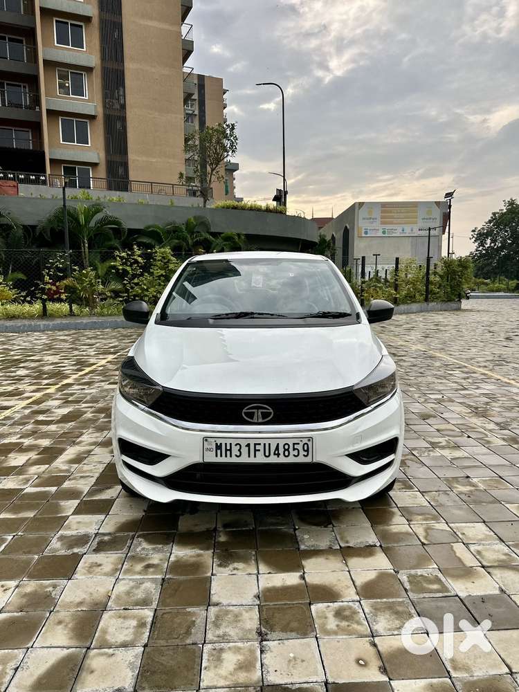 Tata Tigor Xe, 2022, Petrol