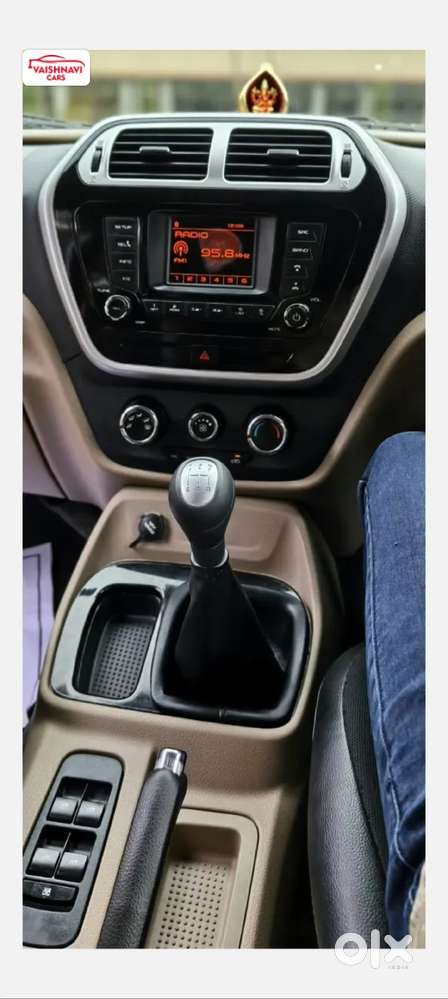 Mahindra Tuv 300 Mhawk100 T8, 2017, Diesel
