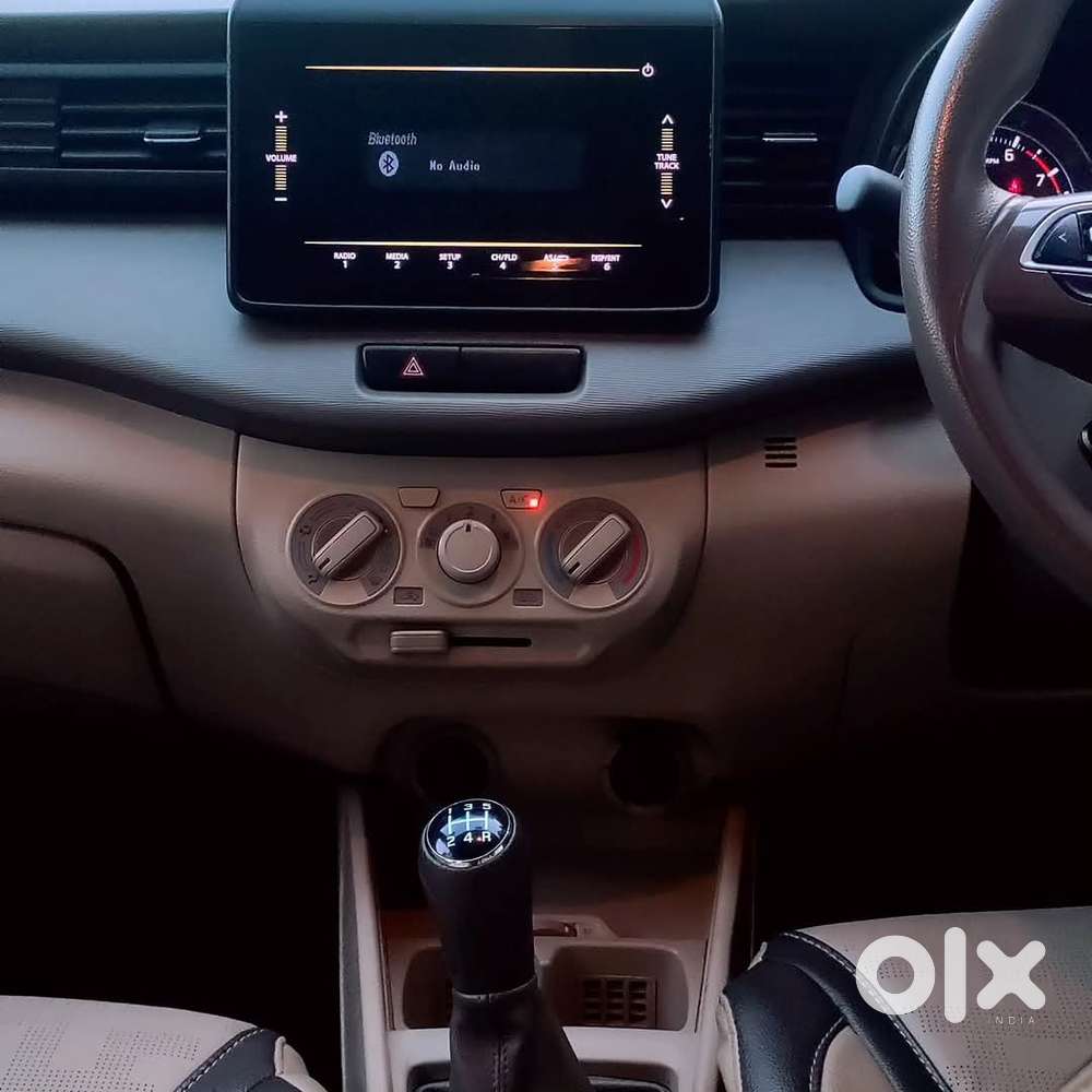 Maruti Suzuki Ertiga 2022-2023  Vxi, 2023, Petrol