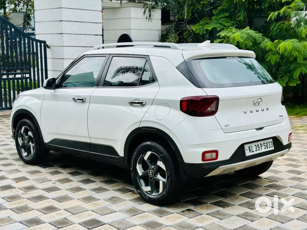 Hyundai Venue 1.0 Sx (o) Turbo Dct, 2019, Petrol
