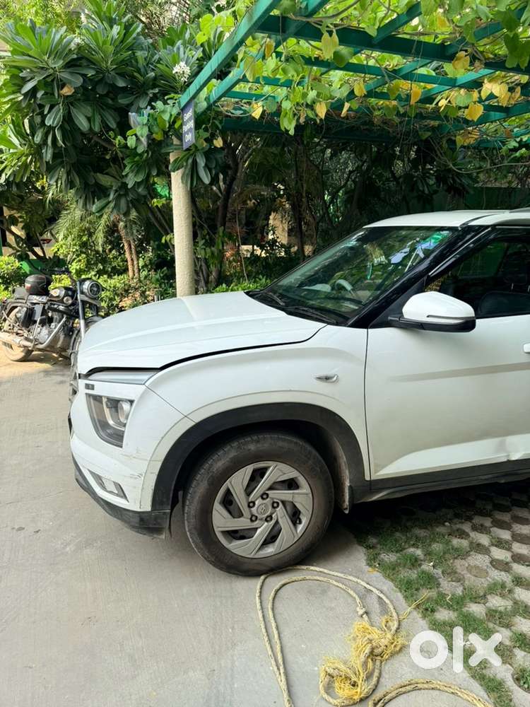 Hyundai Creta Petrol Manual 2021- Aug Base Model