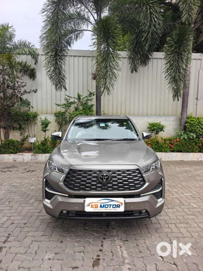 Toyota Innova Hycross 2.0 Zx (o) Hybrid 7 Str, 2024, Petrol