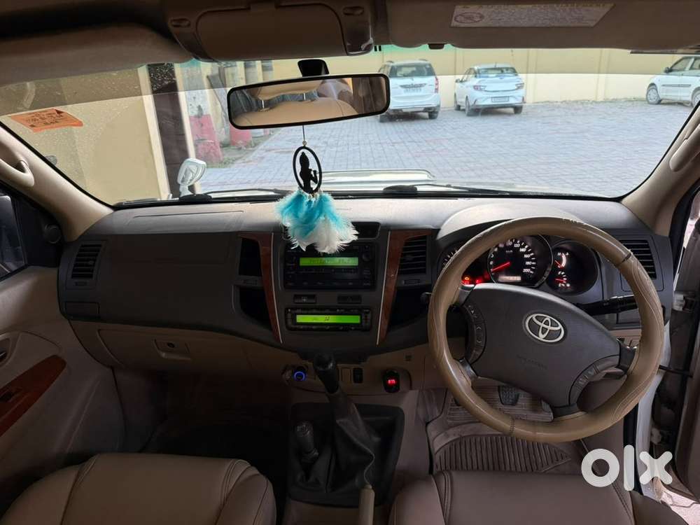 2011 Toyota Fortuner Diesel