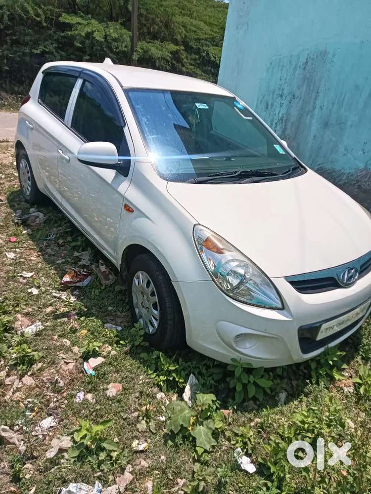 Hyundai I20 2012 Petrol 60000 Km Driven