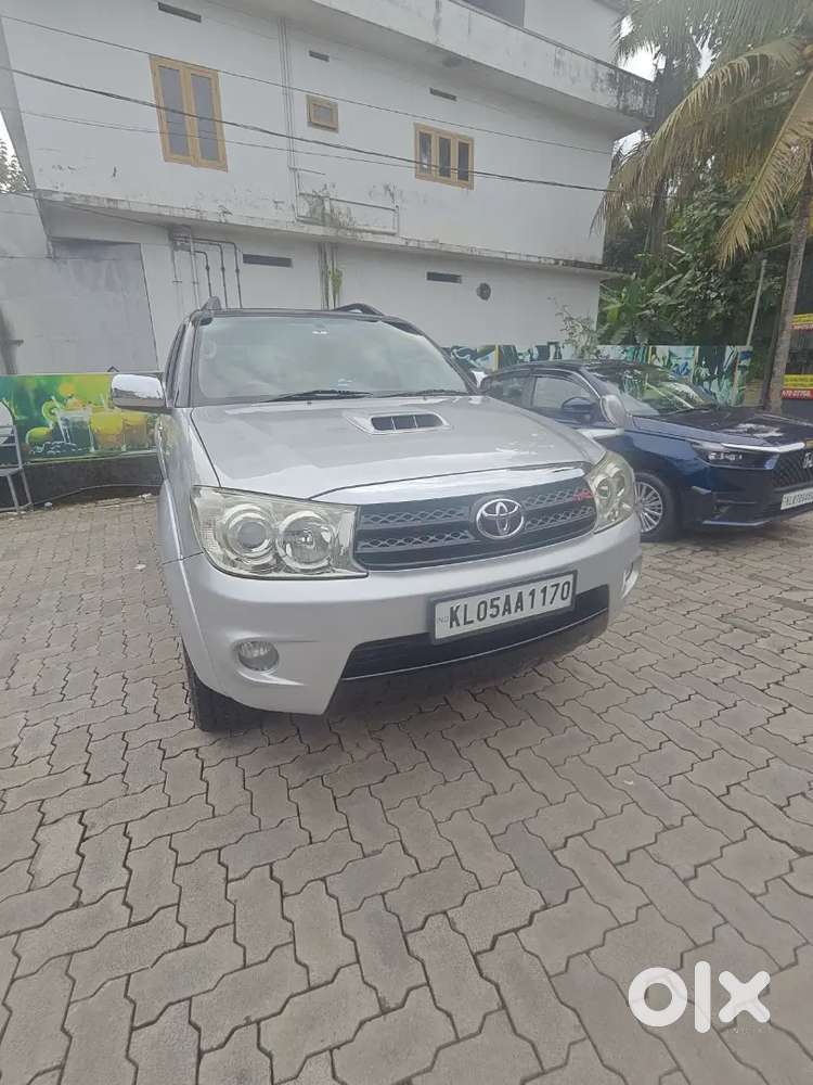 Toyota Fortuner Diesel 2009 Original Kerala