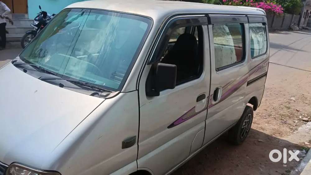 Maruti Suzuki Eeco 2011 Cng