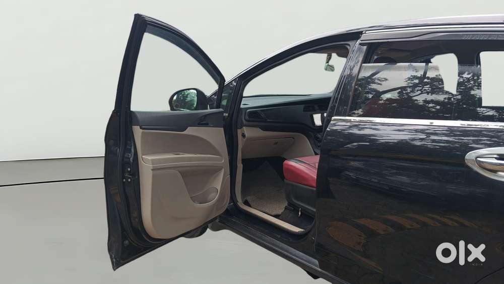 Mahindra Marazzo M2 8str, 2019, Diesel