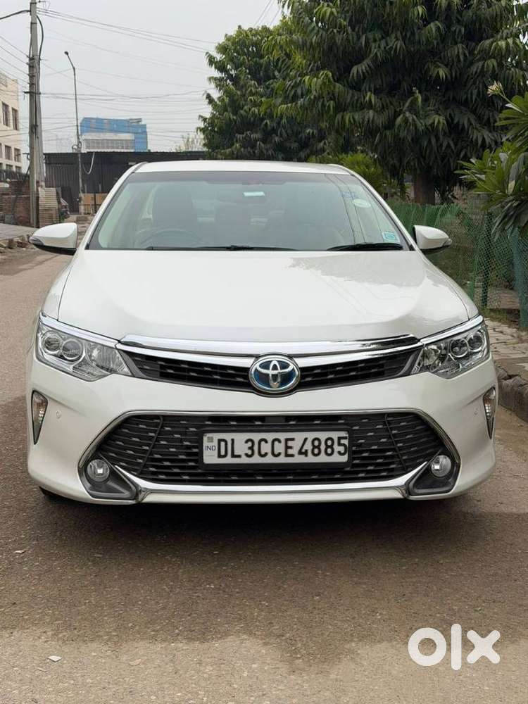 Toyota Camry 2012-2014 Hybrid, 2016, Petrol