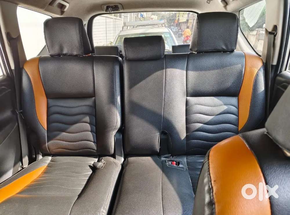 Toyota Innova Crysta 2017 Model 2nd Owner 8 Seater Meerut Rto Register