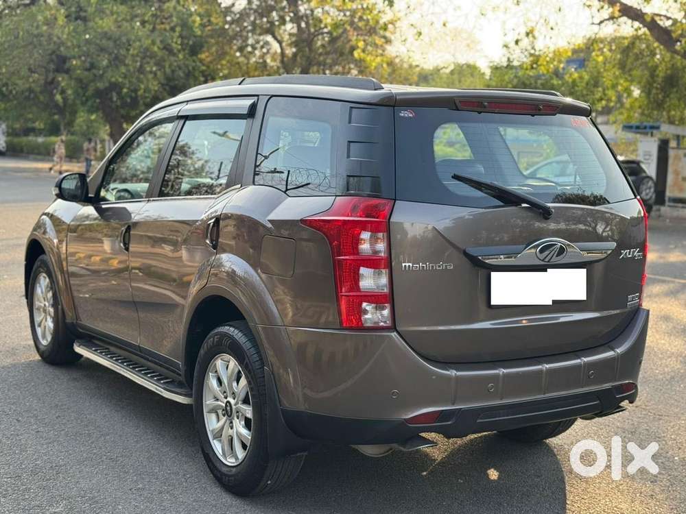 Mahindra Xuv500 2.2 W10 Sportz Edition At, 2018, Diesel