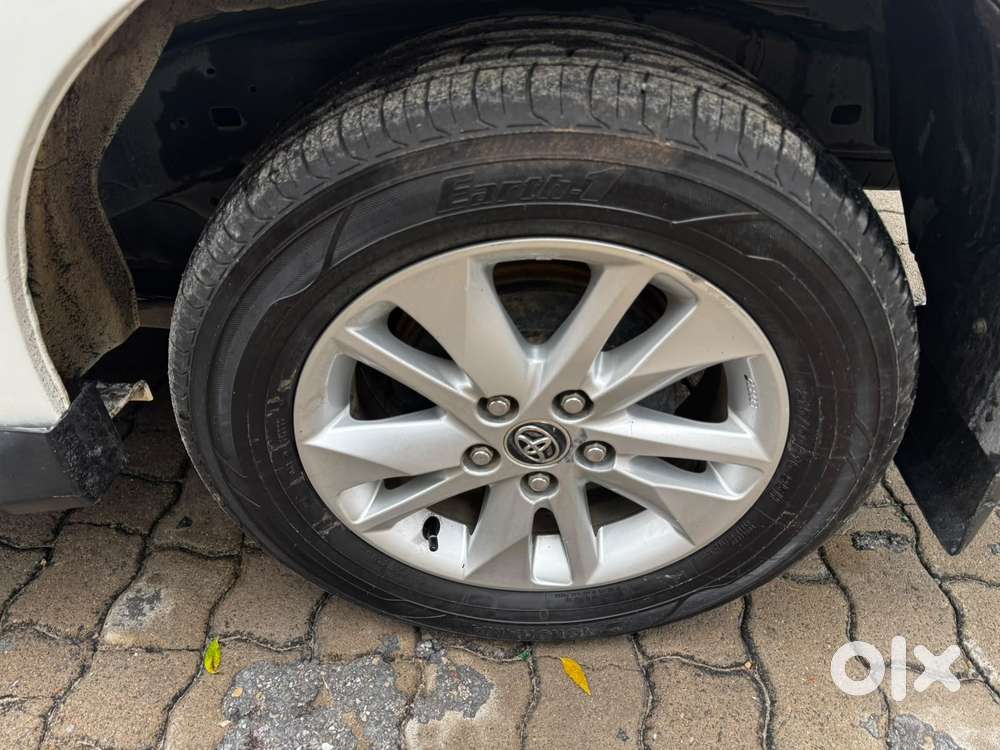 Toyota Innova Crysta 2.4 Gx Mt, 2018, Diesel