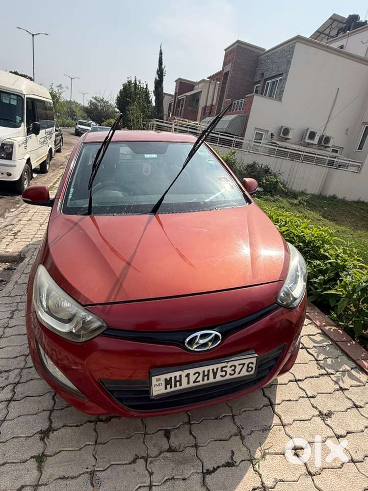 Hyundai I20 Sportz 2012 Petrol Well Maintained