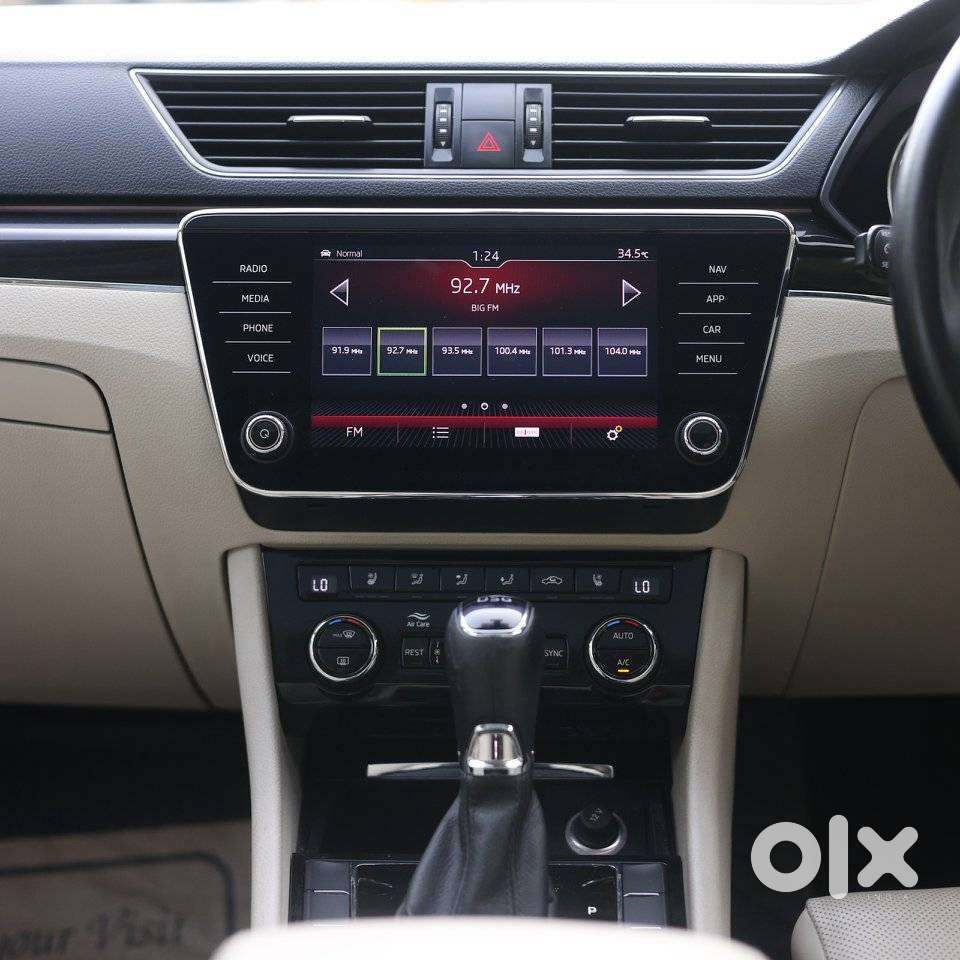 Skoda Superb 2.0 L&k Tsi At, 2021, Petrol