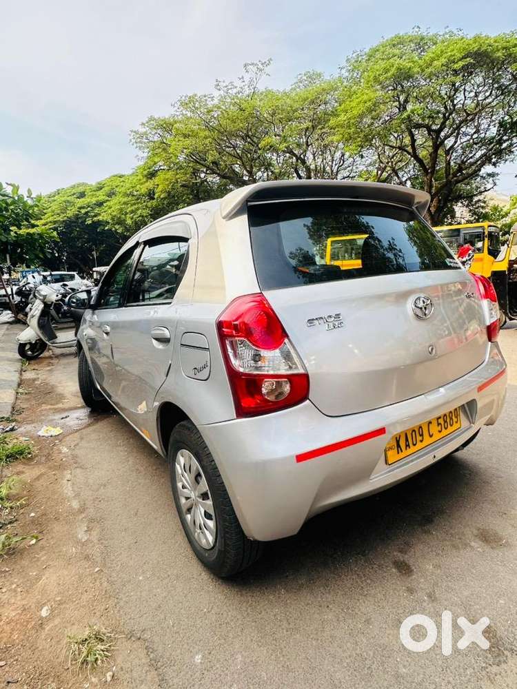 Toyota Etios Liva 2016