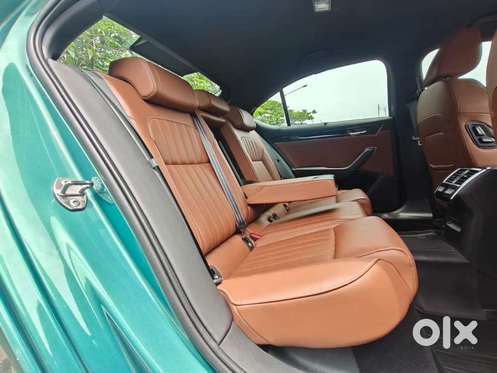 Skoda Superb, 2024, Petrol