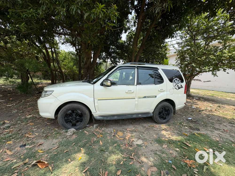 Tata Safari Storme Diesel 2016
