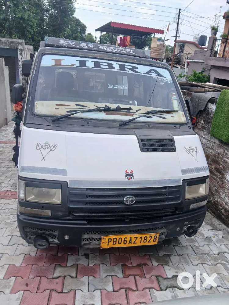 Tata Winger 2.0 Platinum 2013 Diesel Manual