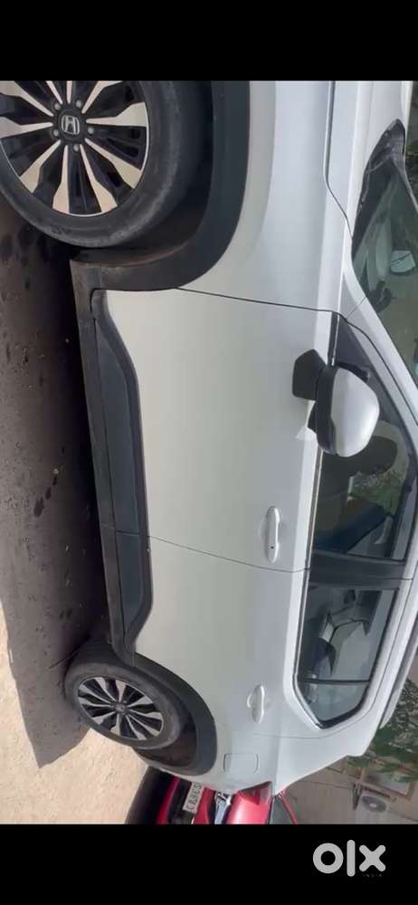 Honda Elevate 2023 Petrol Well Maintained