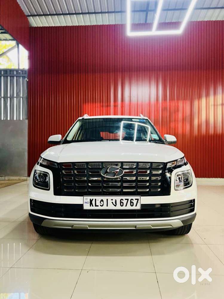 Hyundai Venue 1.0 S (o) Turbo Imt, 2022, Petrol