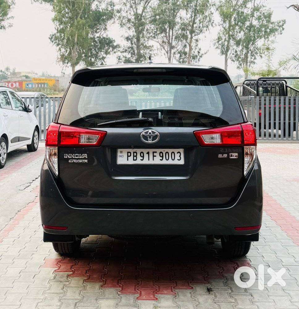 Toyota Innova Crysta 2.4 G Mt 7 Str, 2019, Diesel