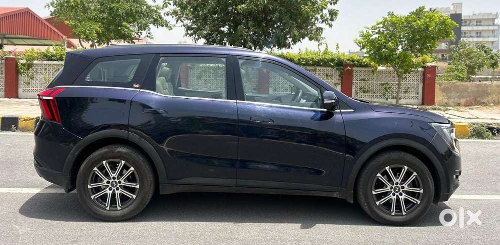 Mahindra Xuv700 2.0 Ax 7 Petrol At Luxury Pack Str, 2025, Petrol