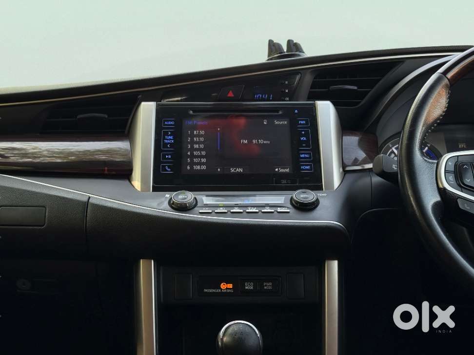 Toyota Innova Crysta 2.4 Vx Mt, 2019, Diesel