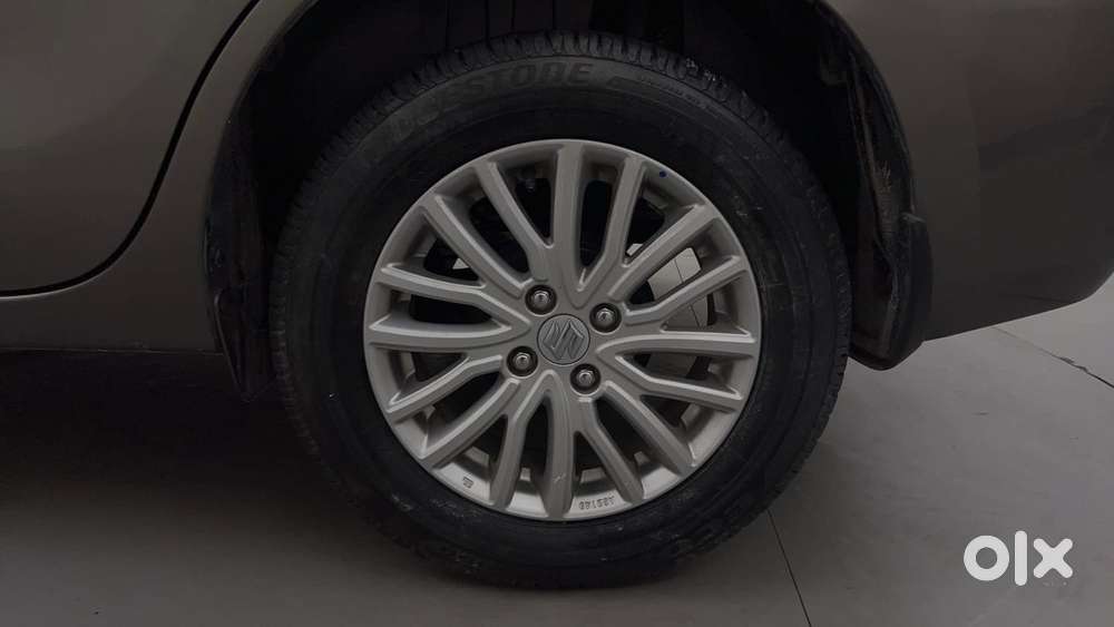 Maruti Suzuki Dzire 1.2 Zxi Amt, 2020, Petrol