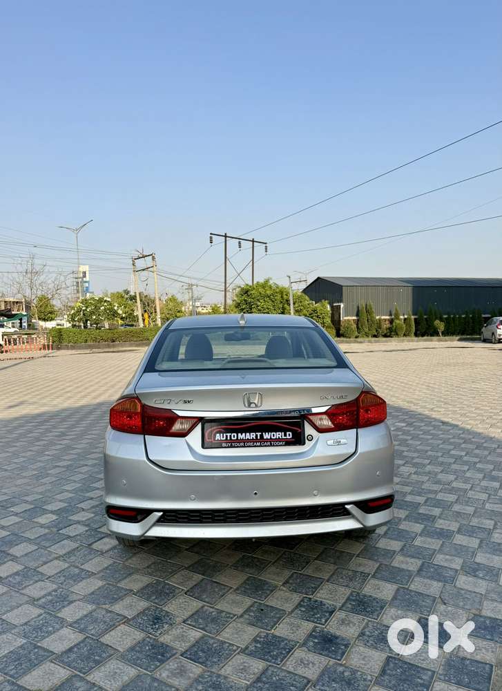 Honda City 1.5 Sv I-vtec Mt, 2018, Petrol