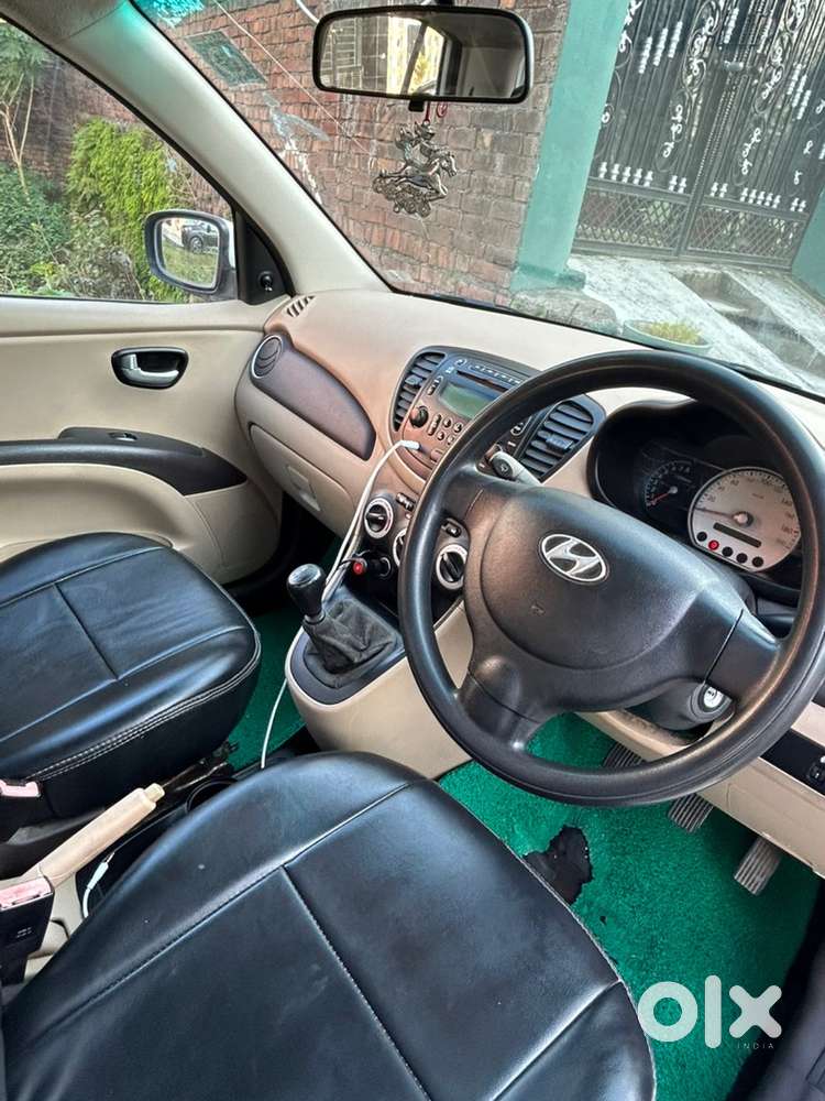 Hyundai I10 Sportz Petrol 2010